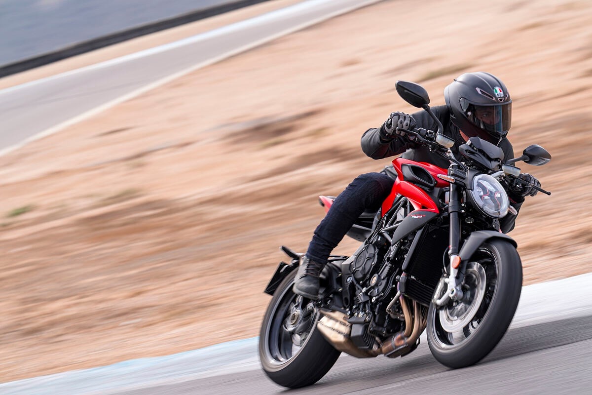 MV Agusta Brutale 800 2026: entry level a chi?